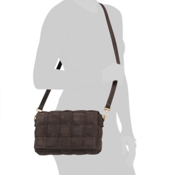 NWT VIOLA CASTELLANI TikTok viral chocolate brown Suede Cassette Crossbody - Picture 5 of 7